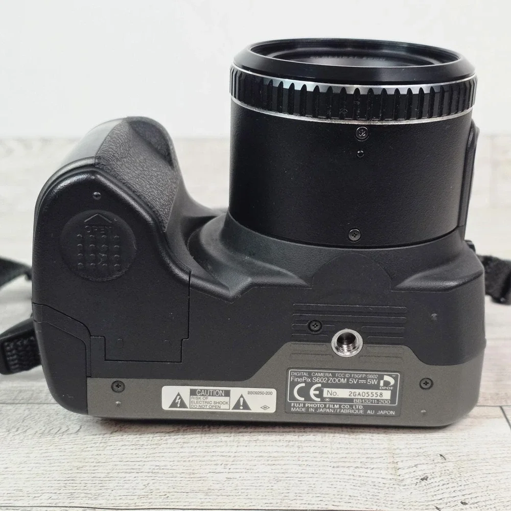 Fujifilm Finepix S602 Zoom 3.1MP Digital Bridge Camera 6x Optical Zoom Tested